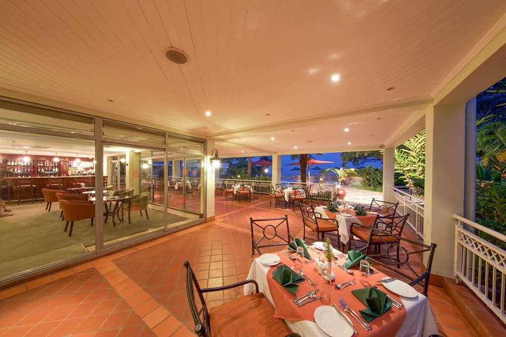 Lake Kivu Serena Hotel Жизени Ресторант снимка
