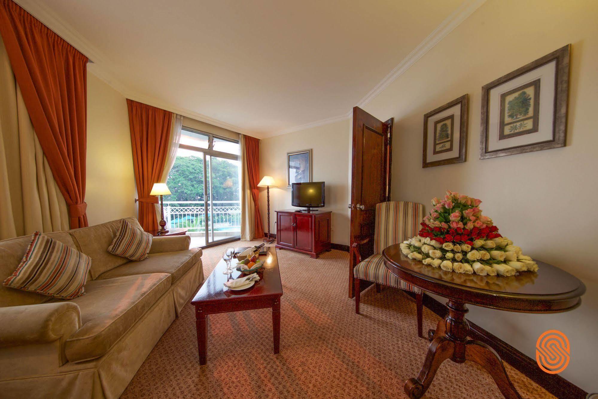 Lake Kivu Serena Hotel Жизени Екстериор снимка